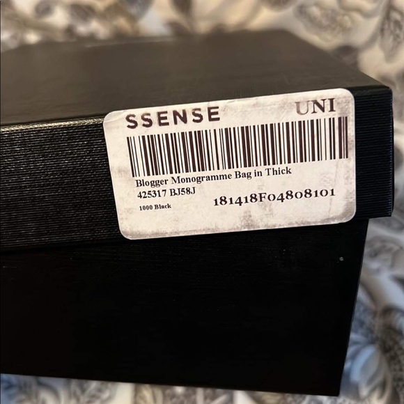 Yves Saint Laurent Mini Blogger Bag - Picture 10 of 11